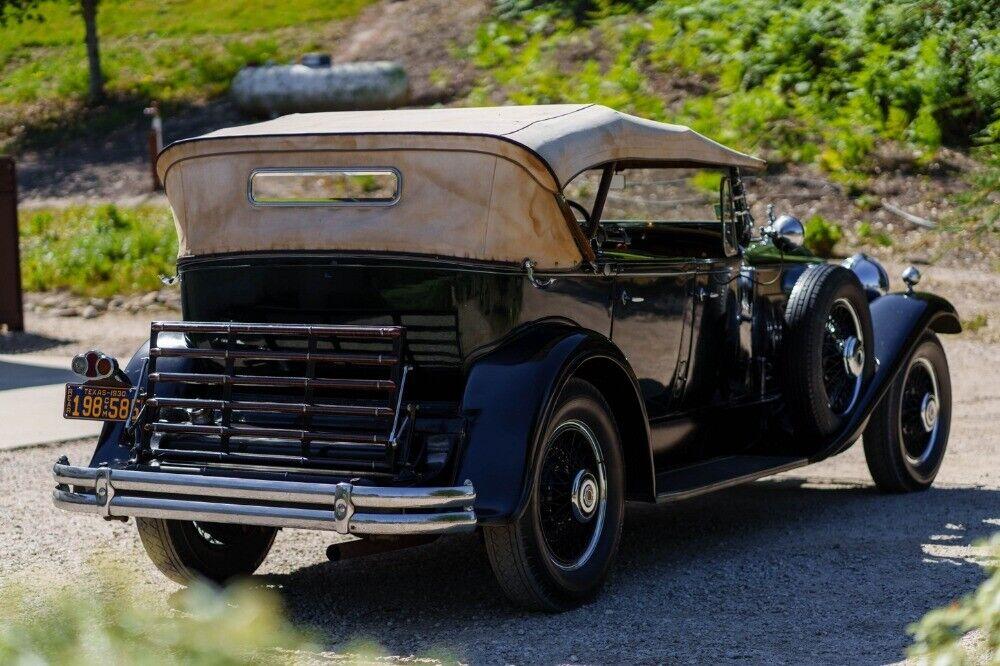 1930 Packard Deluxe Eight Dual